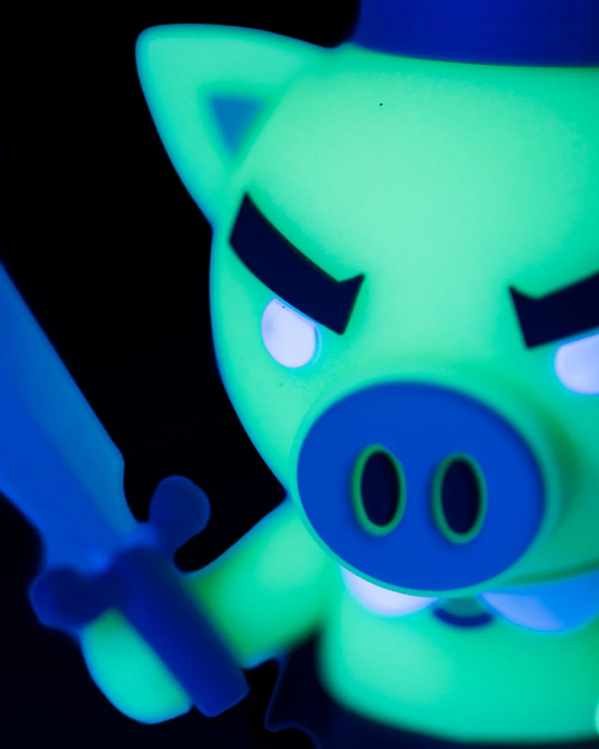 Ghost King Glow In The Dark Molded Toy - Image 8
